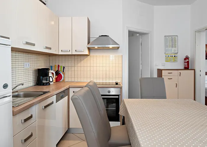 Awesome In With Wifi Hébergement de vacances Tisno