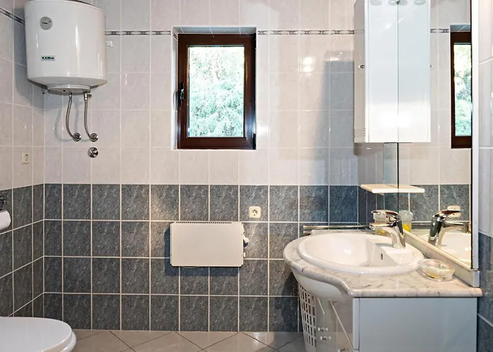 Сasa de vacaciones Awesome In With Wifi Tisno